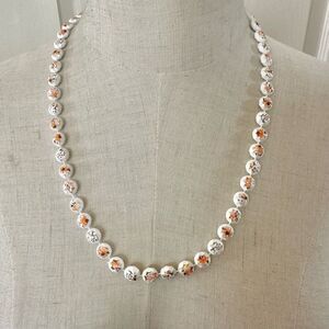 White vintage flower beaded necklace